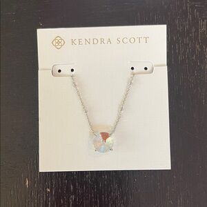 Kendra Scott Jolie Short Pendant Necklace with Iridescent Gemstone NWT